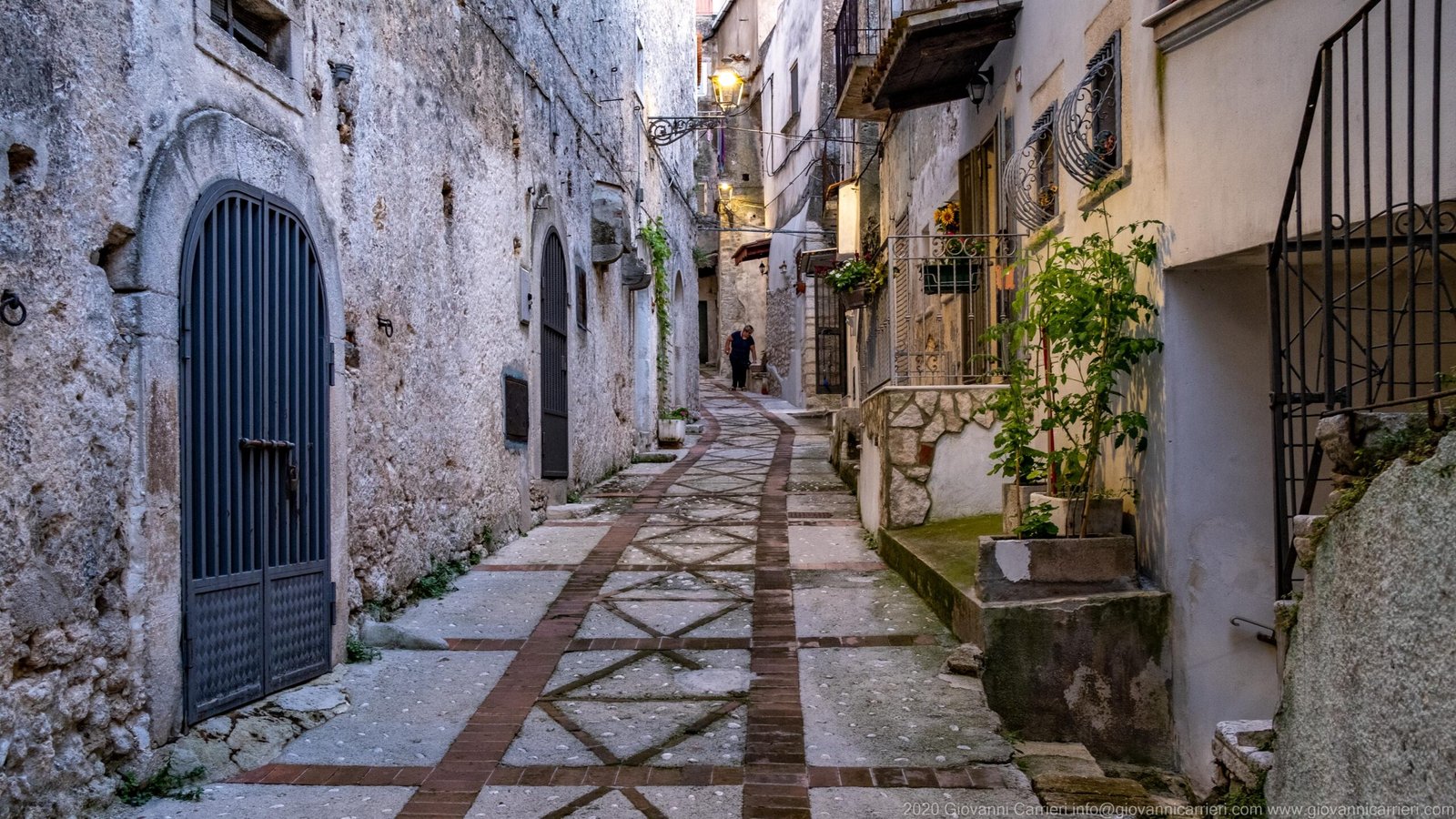 Centro storico / Rione Civita